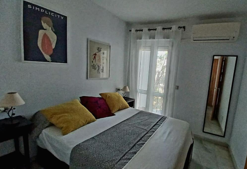 マラガBonito Apartamento En Centroアパートメント エクステリア 写真